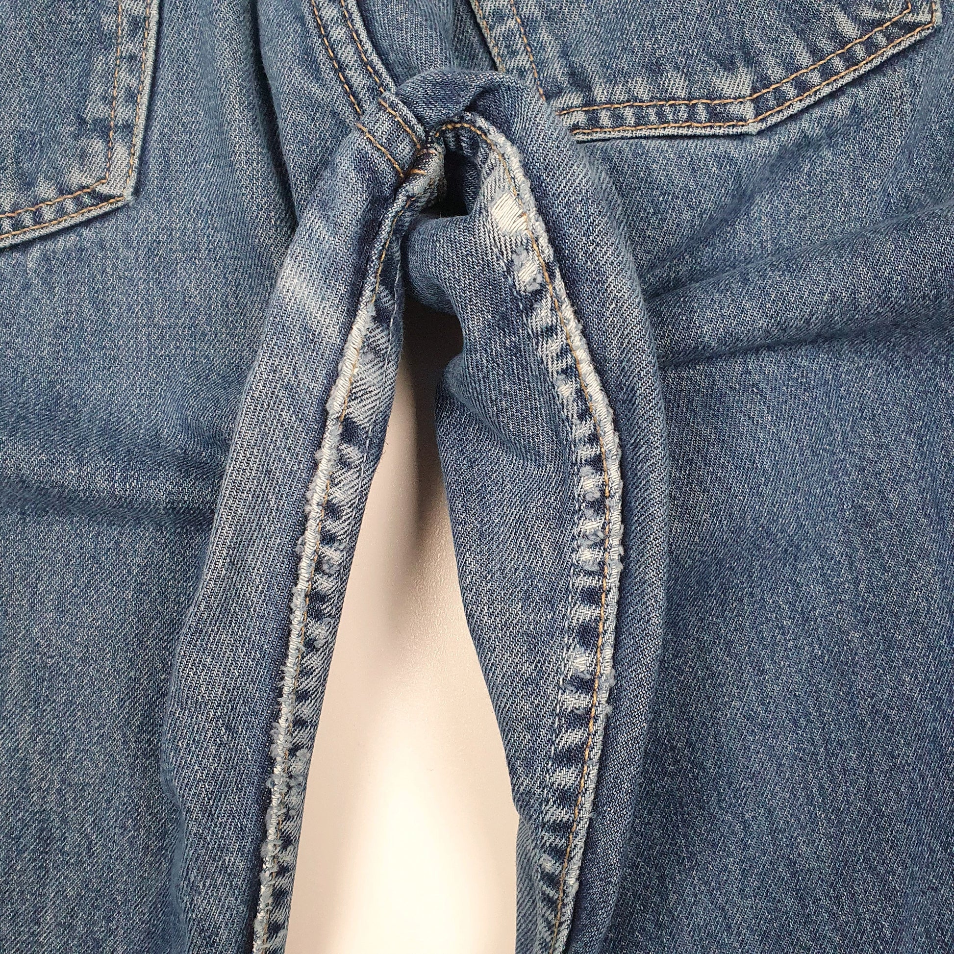 Mens Blue Levis Vintage 00s  Jeans