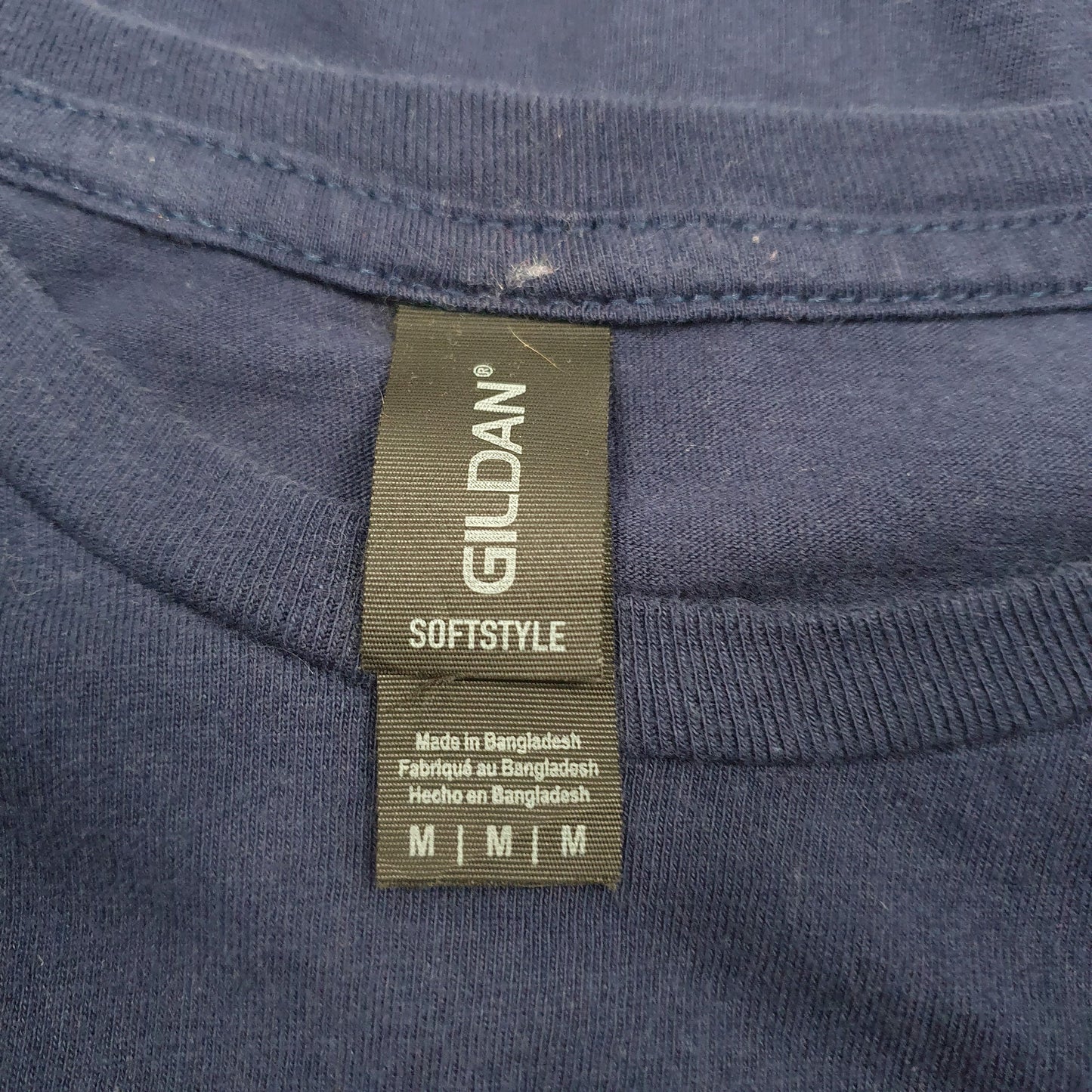 Mens Navy Gildan   T Shirt