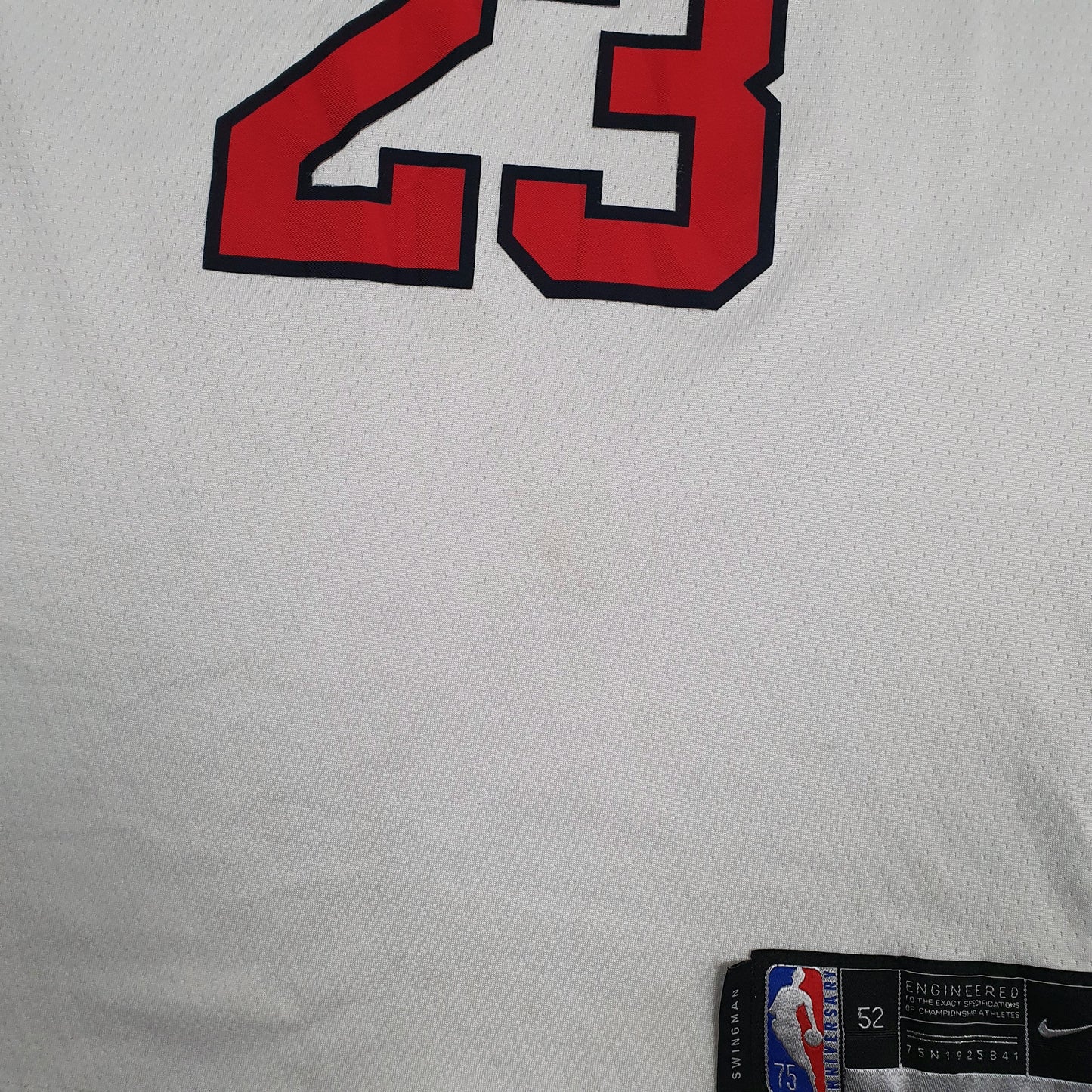 Mens White Nike NBA Chicago Bulls Jordan Jersey Crewneck T Shirt