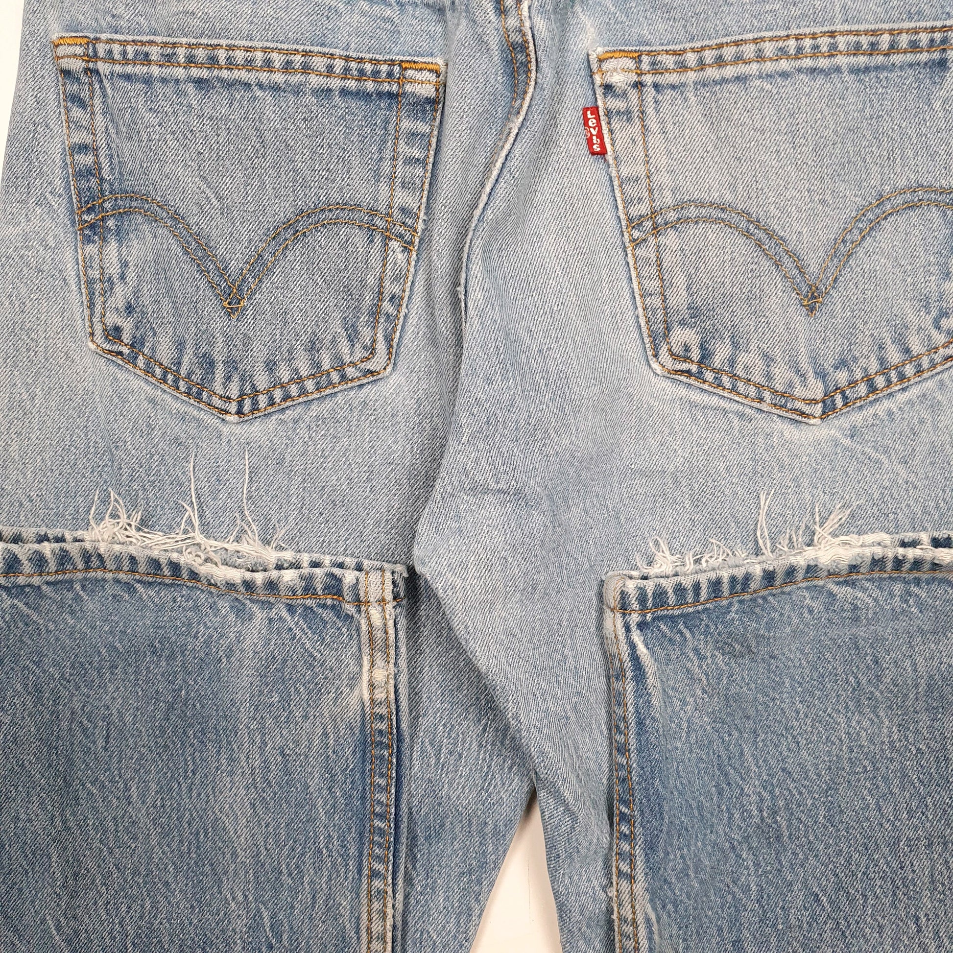 Mens Blue Levis Vintage 00s  Jeans