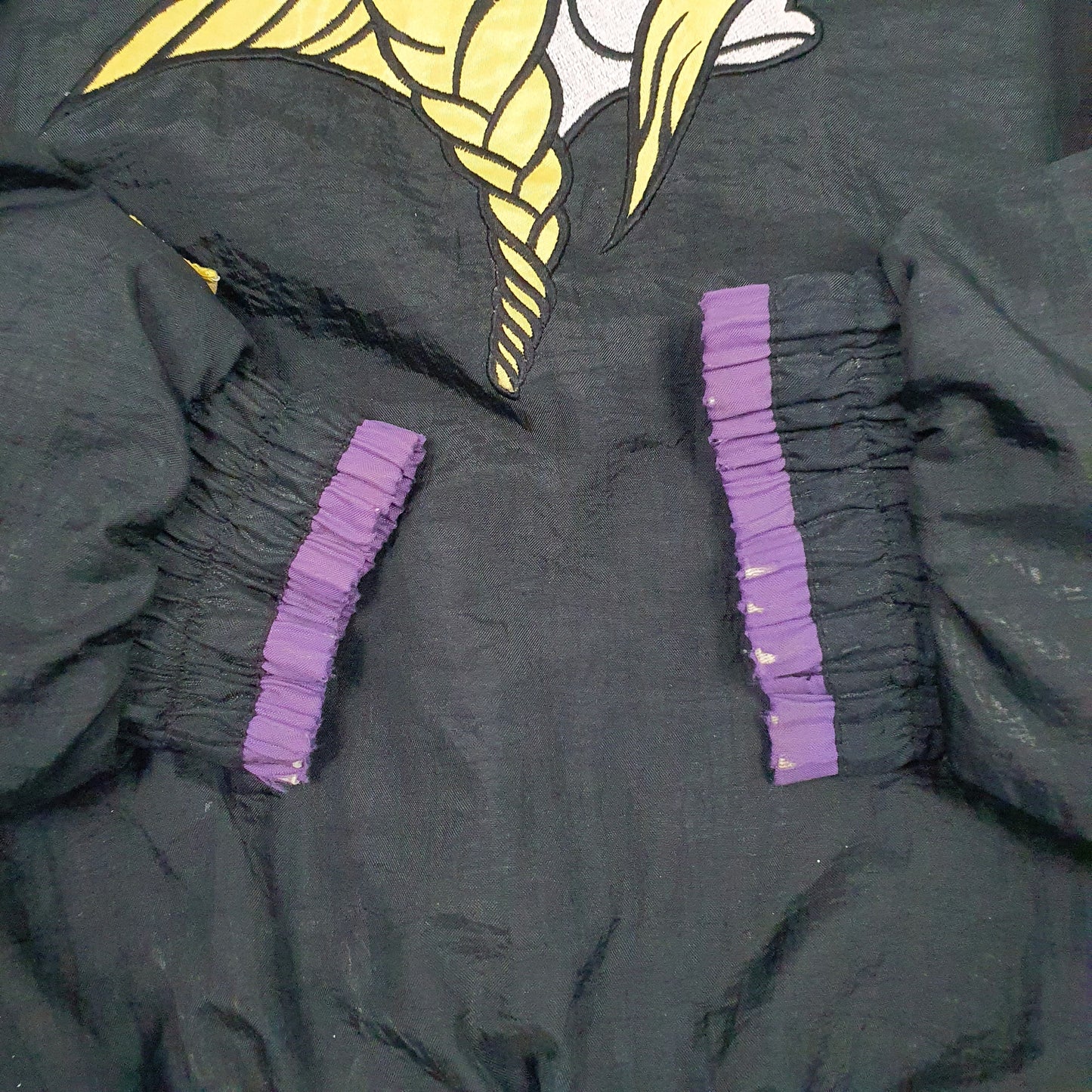 Mens Black Pro Player Vintage 90s NFL Vikings  Coat