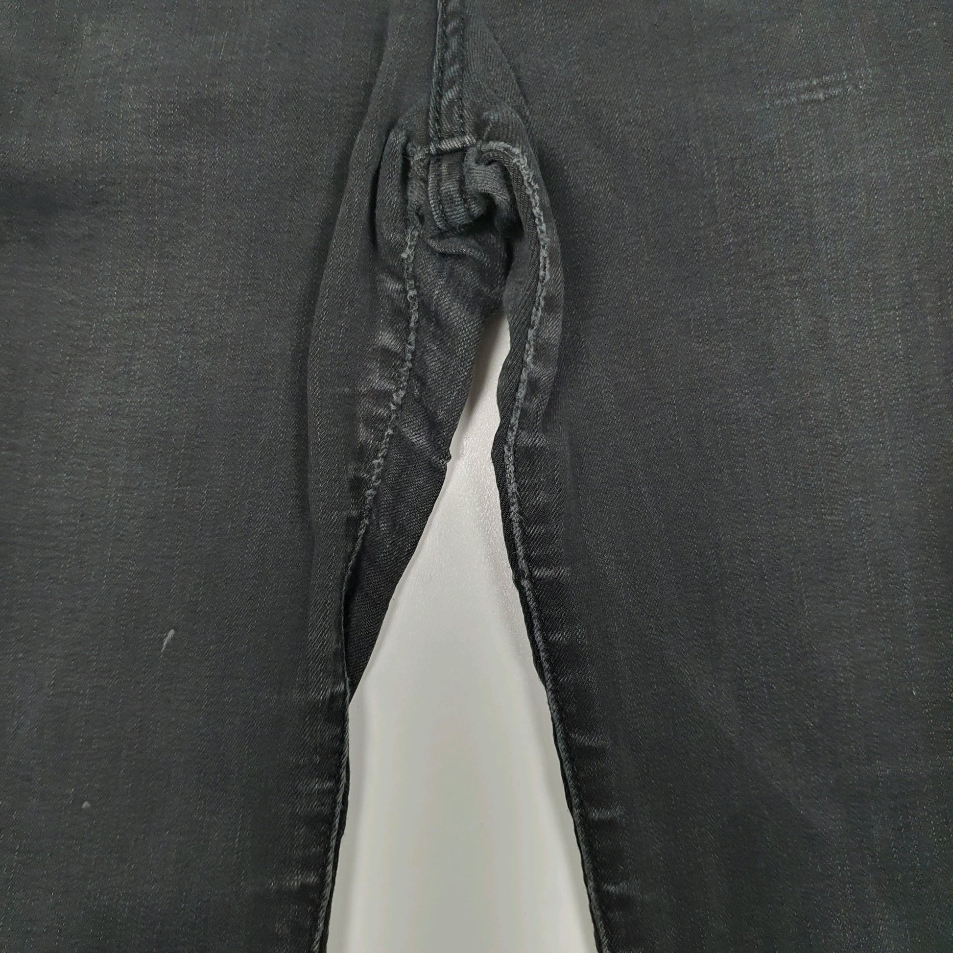 Womens Black Levis High Rise  Jeans