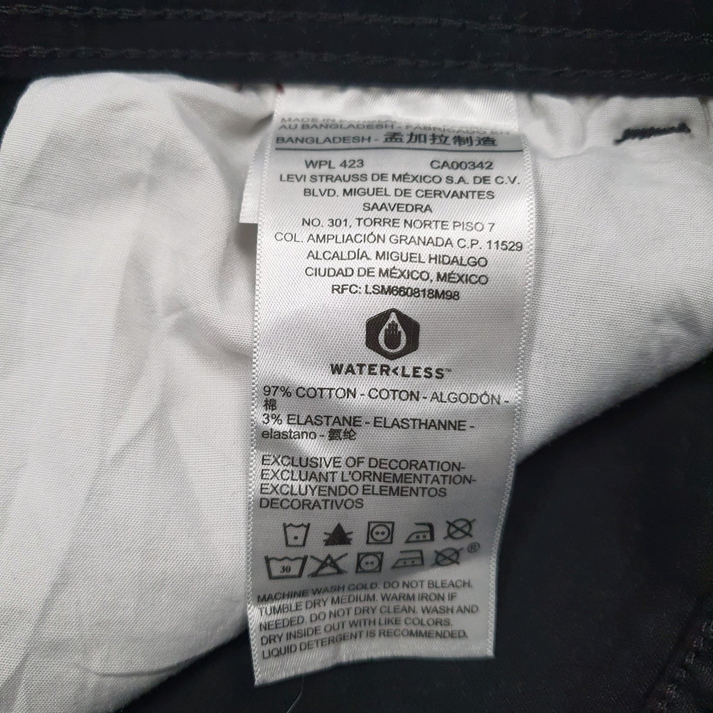 Mens Black Levis   Trousers