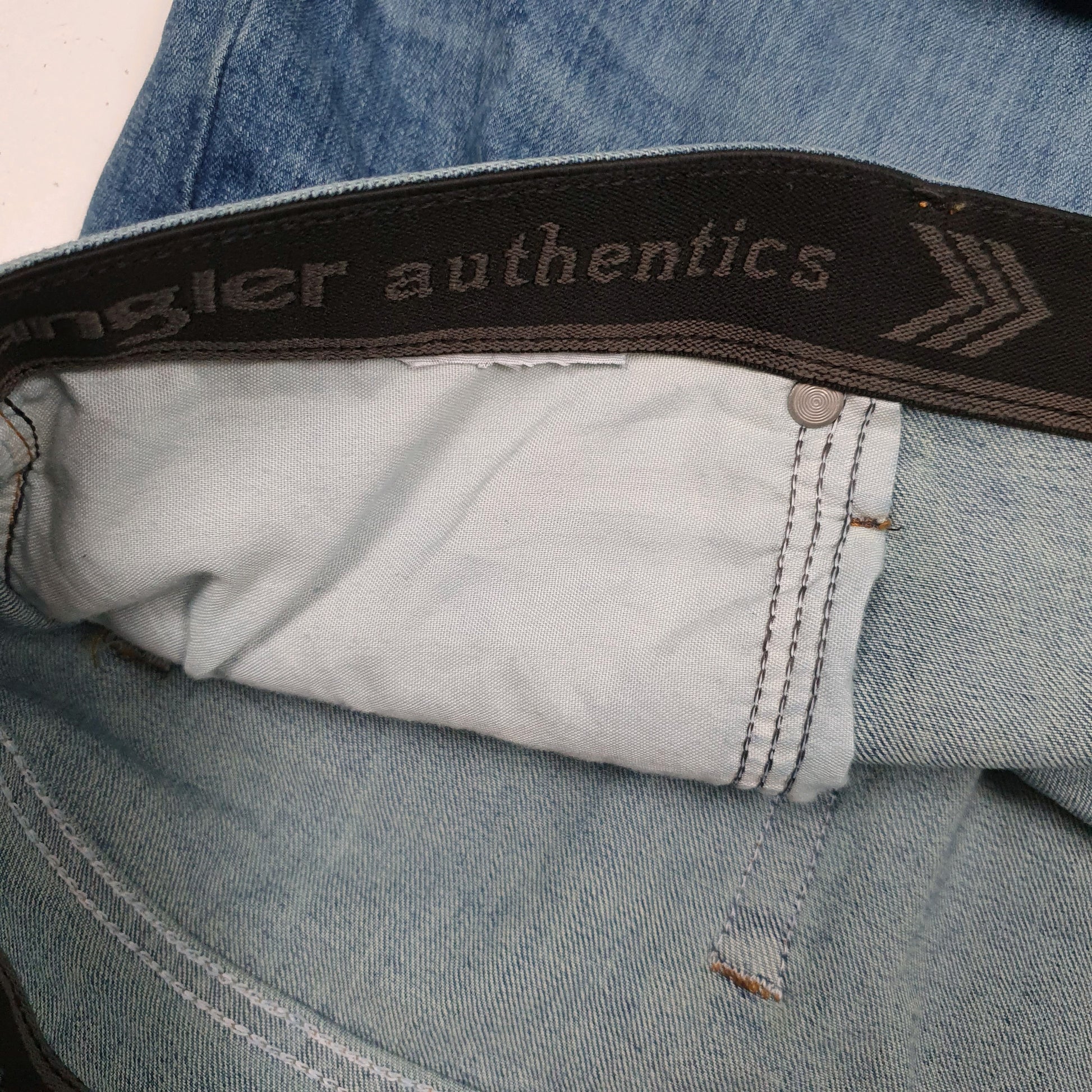 Mens Blue Wrangler   Jeans