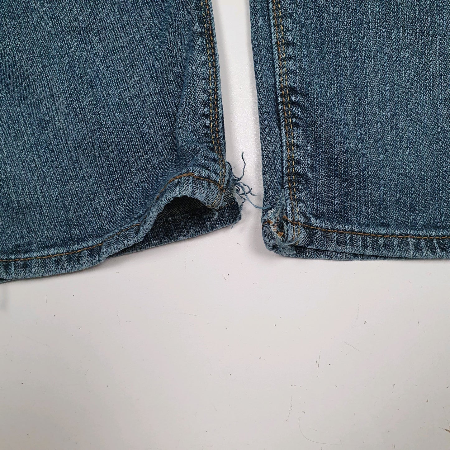 Mens Blue Levis 232 Straight Stretch  Jeans