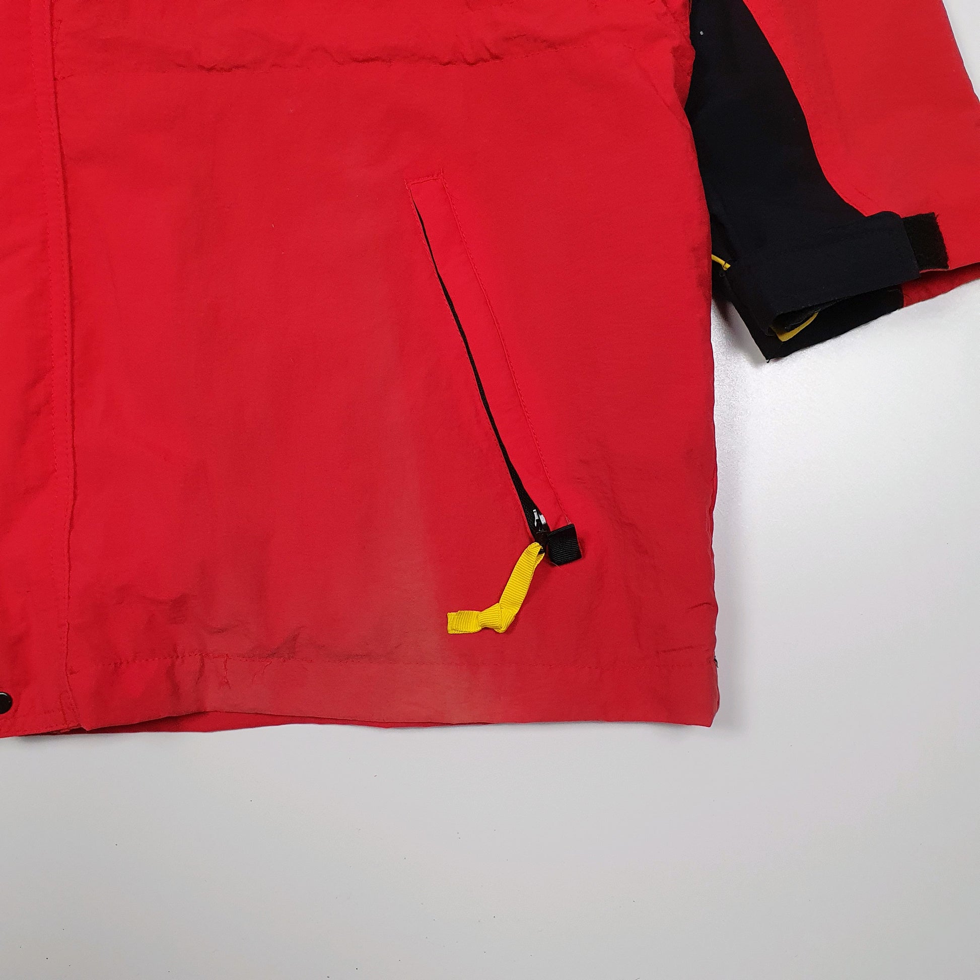 Mens Red Marlboro Adventure Team Vintage 90s  Coat