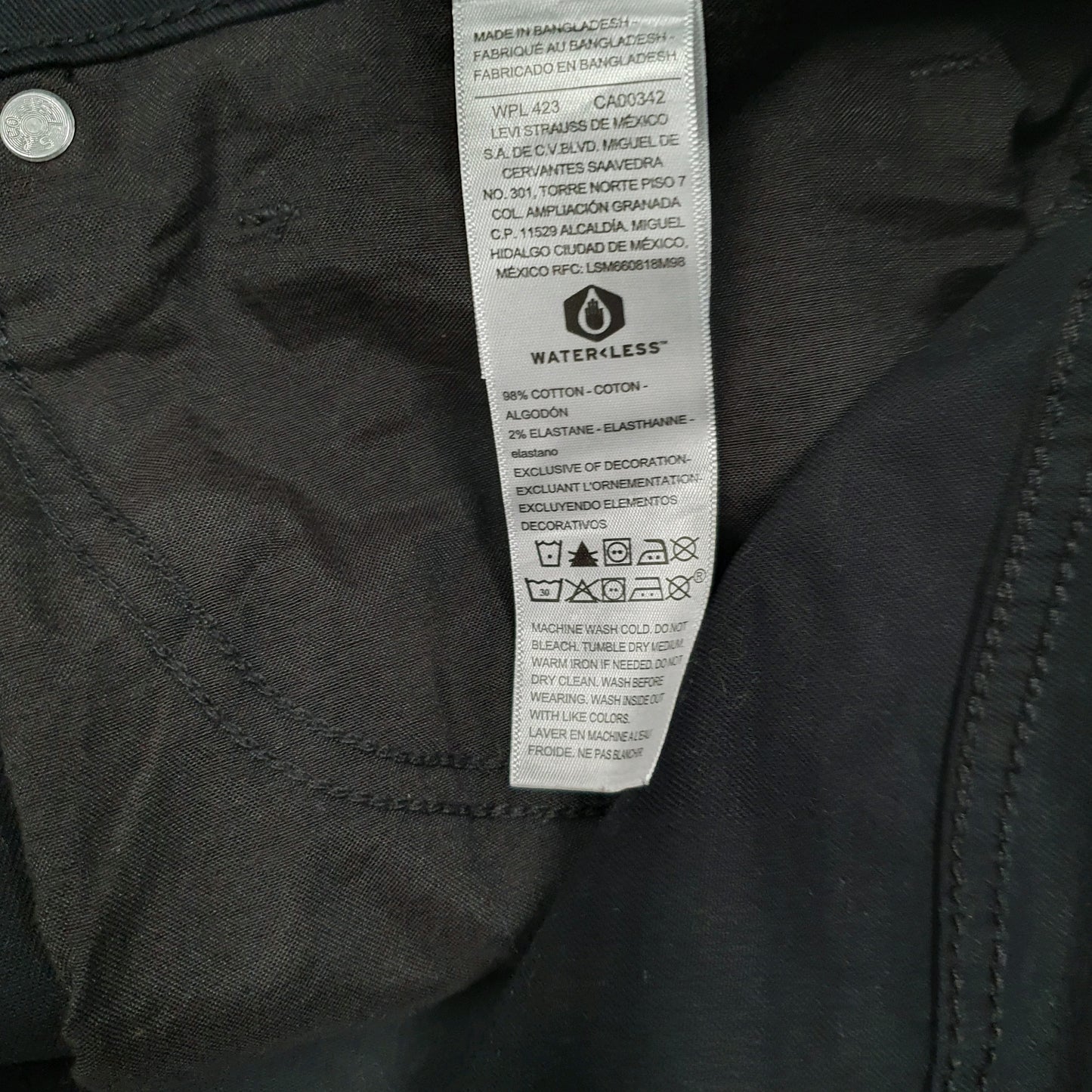 Mens Black Levis Athletic  Jeans