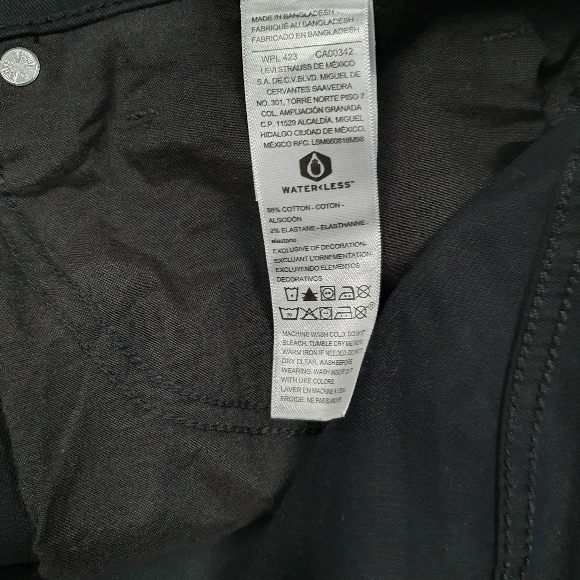 Mens Black Levis Athletic  Jeans