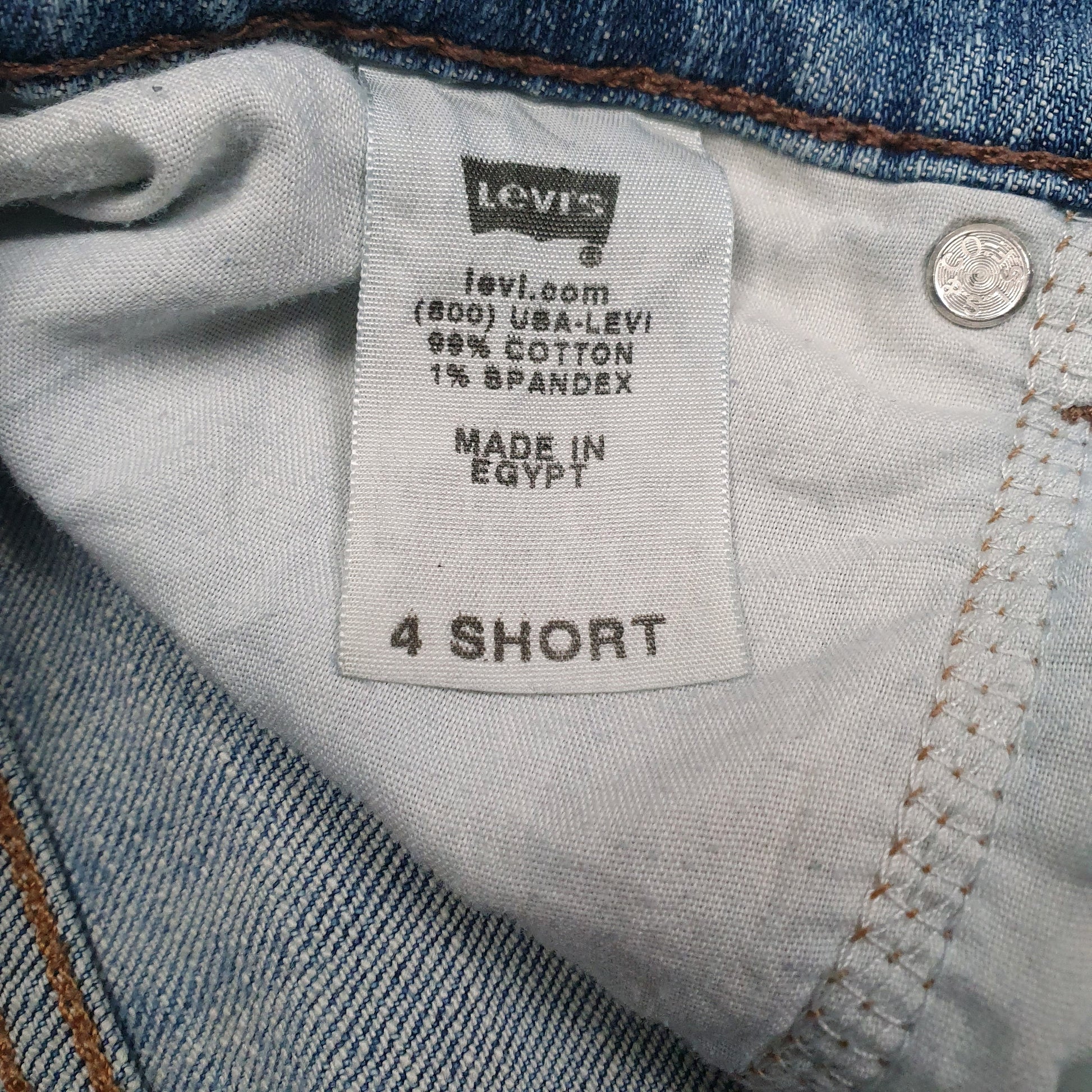 Womens Blue Levis   Jeans