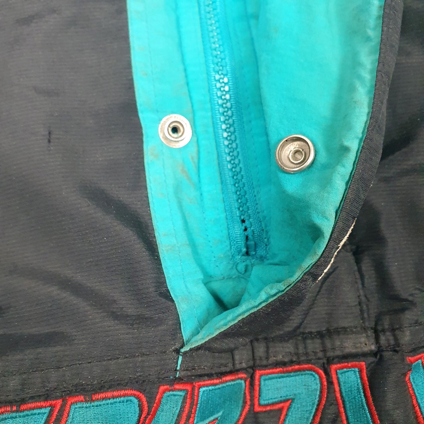 Mens Black Starter Vintage 90s NBA Vancouver Grizzlies  Coat