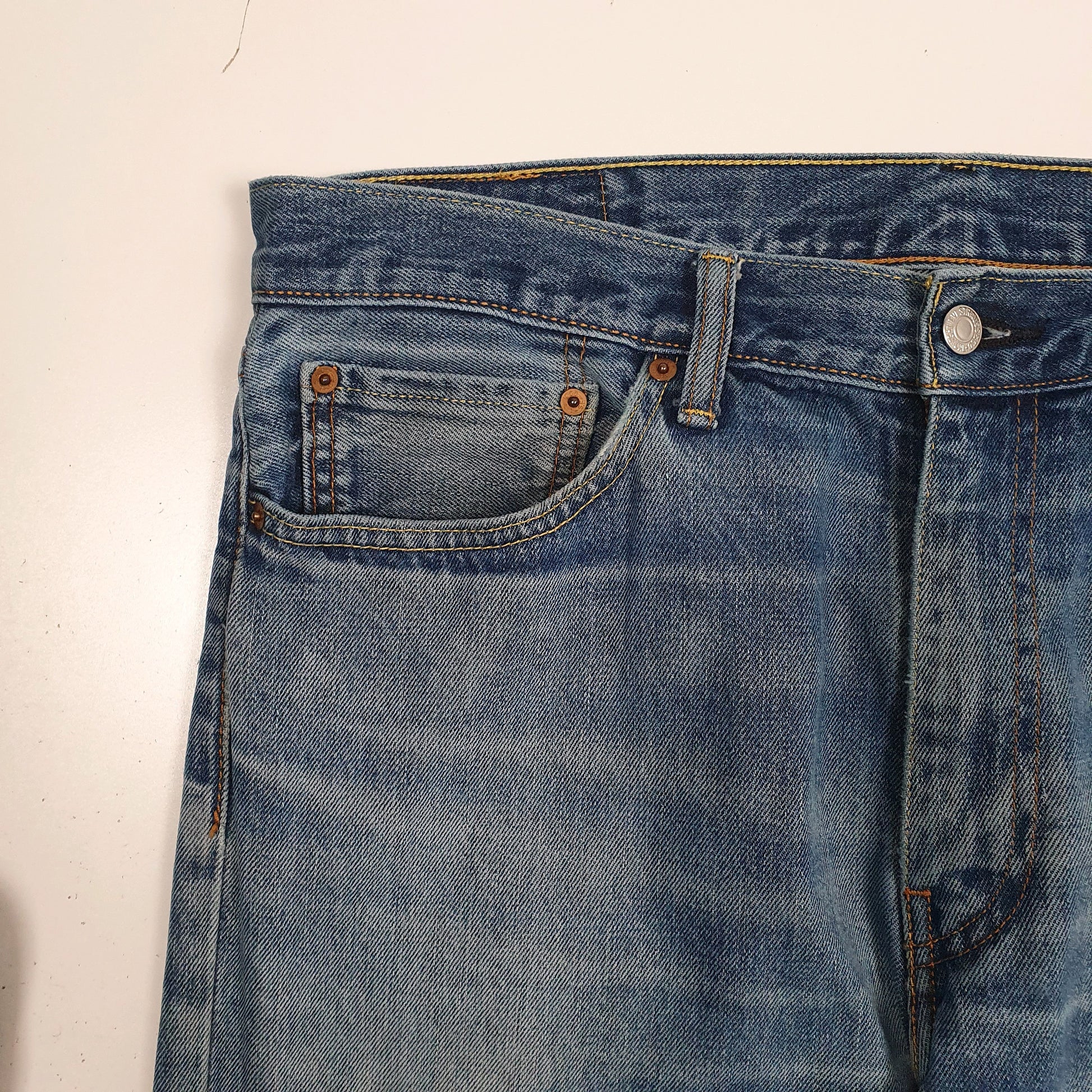 Mens Blue Levis   Jeans