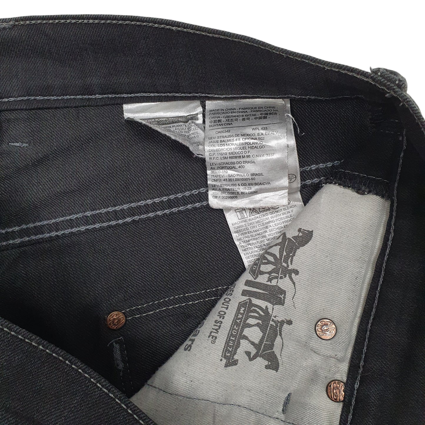 Mens Black Levis 514 Stretch Cut Offs  Shorts