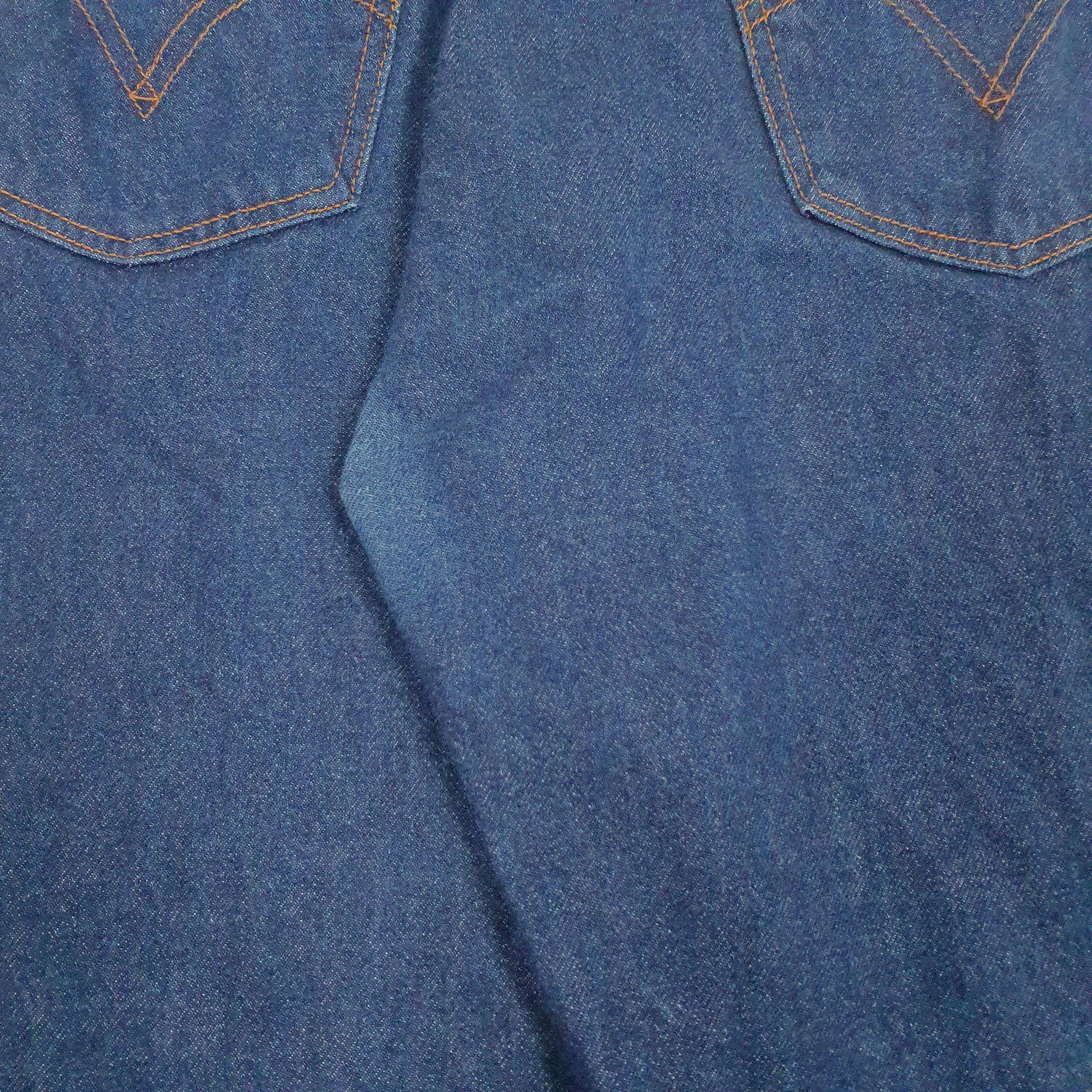 Mens Blue Levis Vintage 00s  Jeans