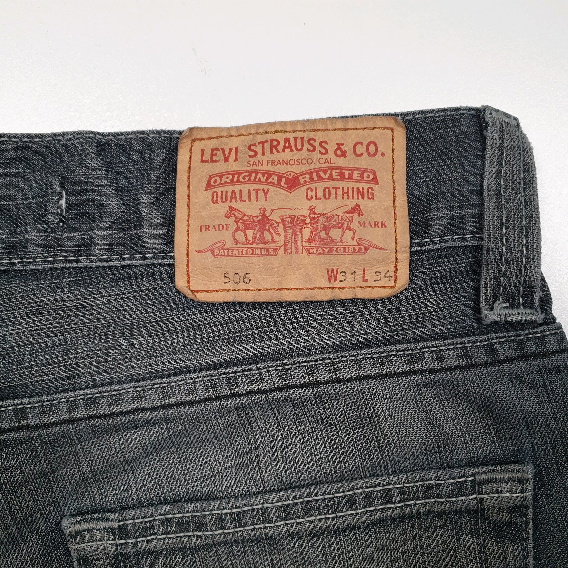 Mens Grey Levis   Jeans