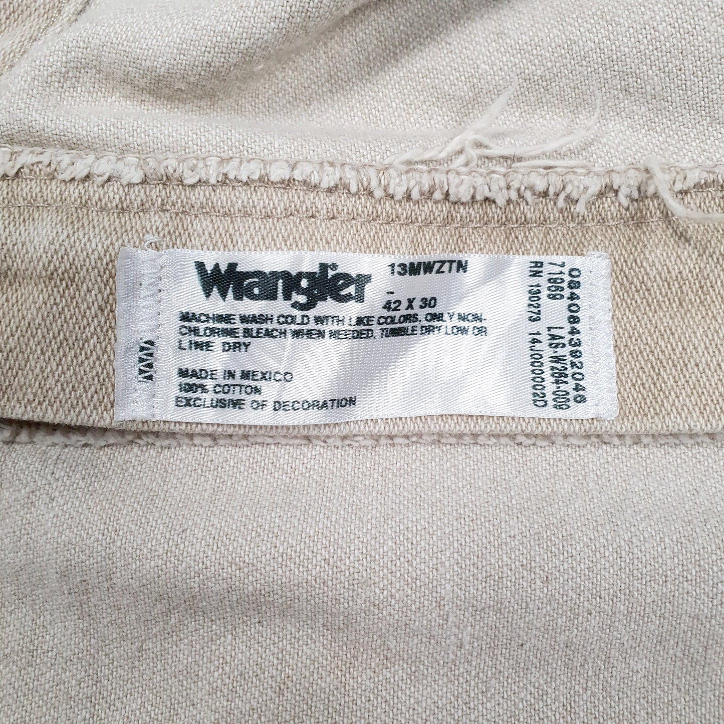 Mens Beige Wrangler   Jeans