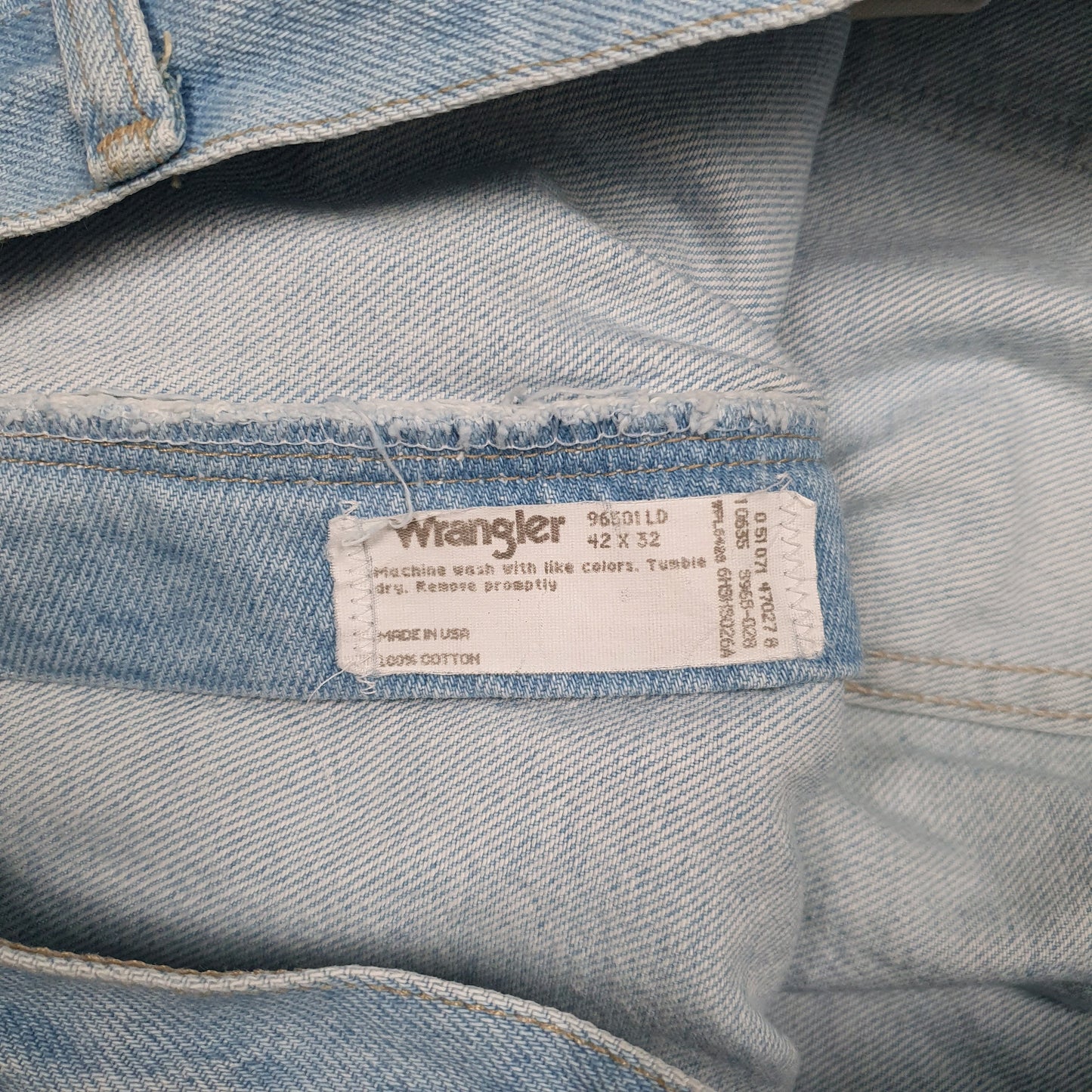 Mens Blue Wrangler Vintage 90s Made In USA  Jeans