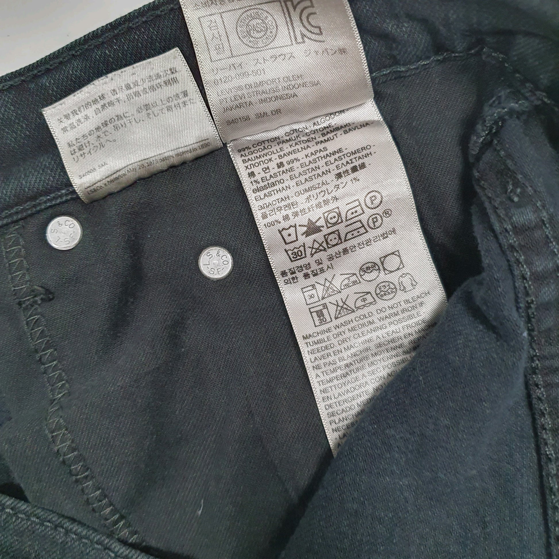 Mens Black Levis 511 Cut Off Stretch  Shorts