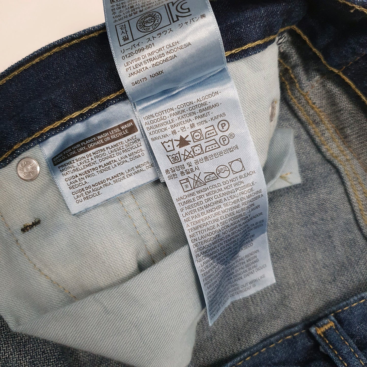 Mens Blue Levis   Jeans