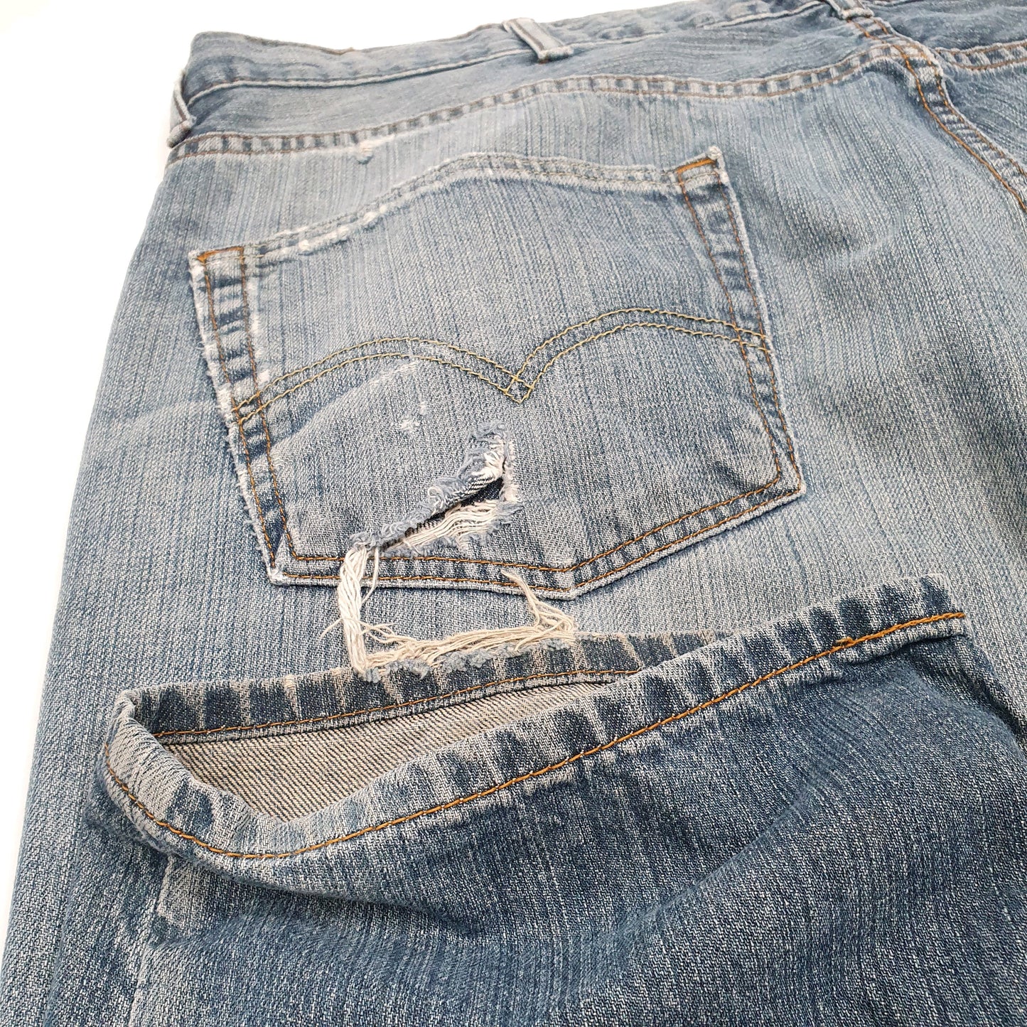 Levis 550 Relaxed Fit Jeans W46 L29 Blue