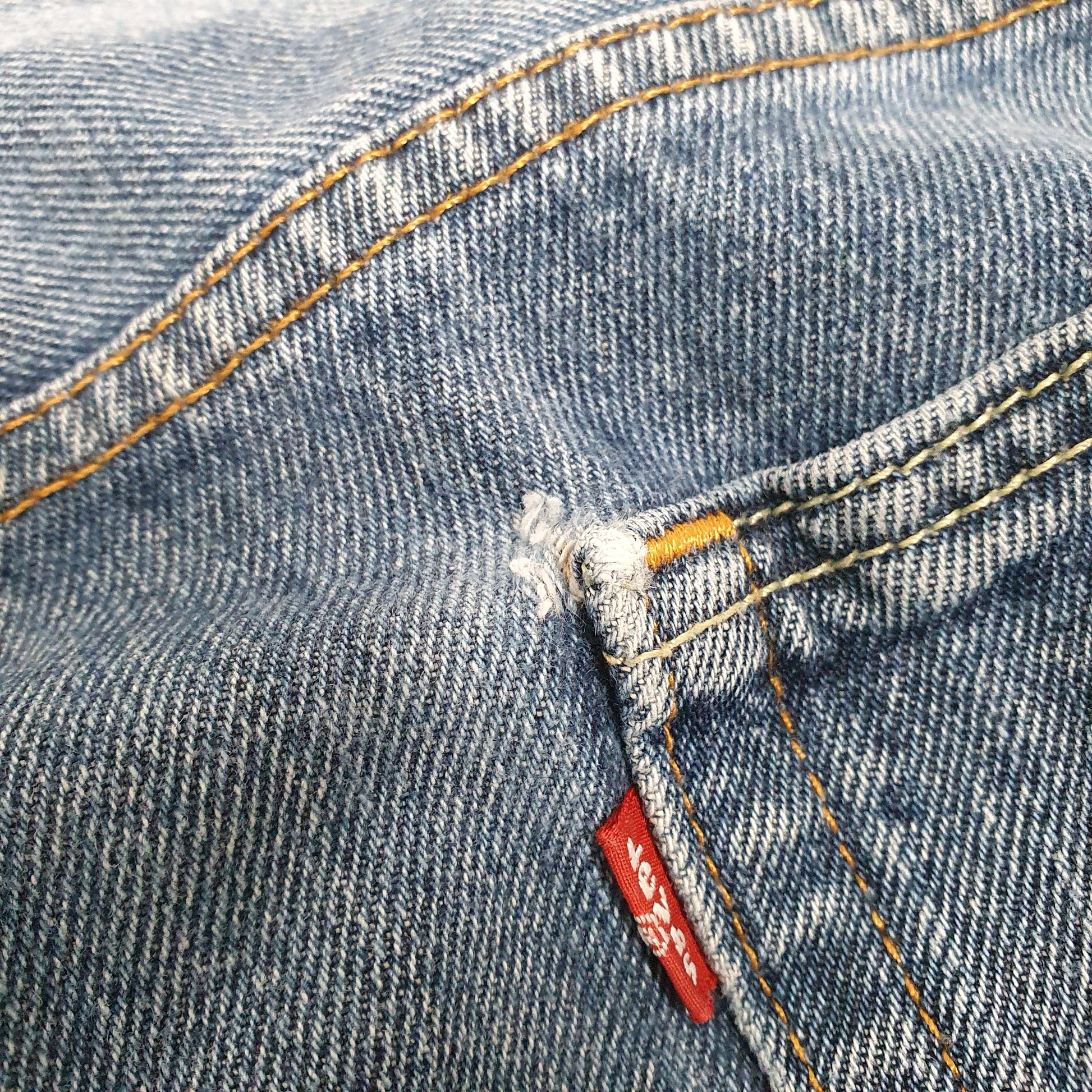 Levis 560 Loose Fit Jeans W44 L31 Blue