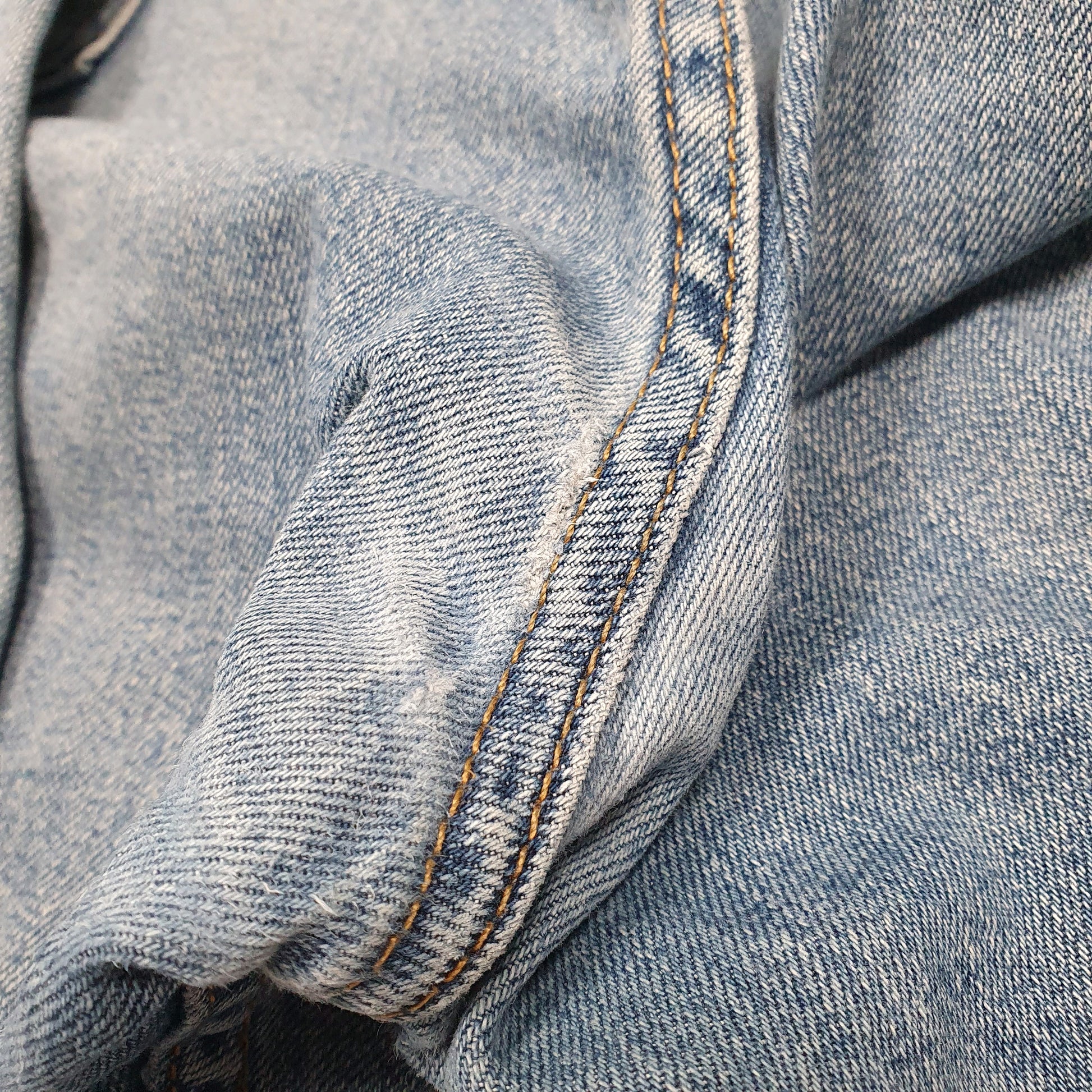 Mens Blue Levis  505 JeansW40 L32