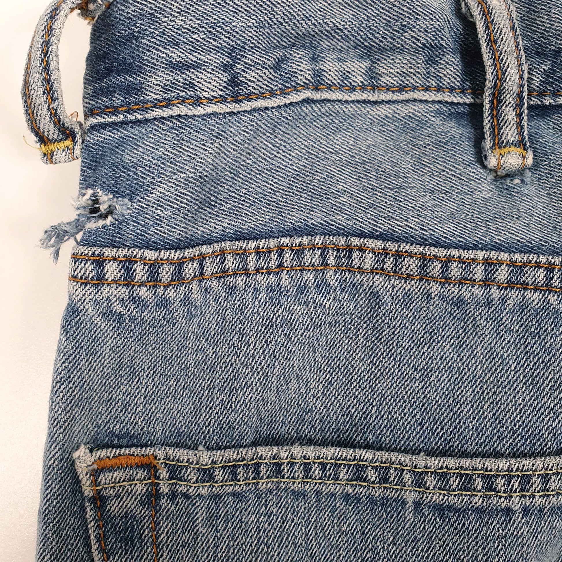 Levis 550 Relaxed Fit Jeans W42 L31 Blue