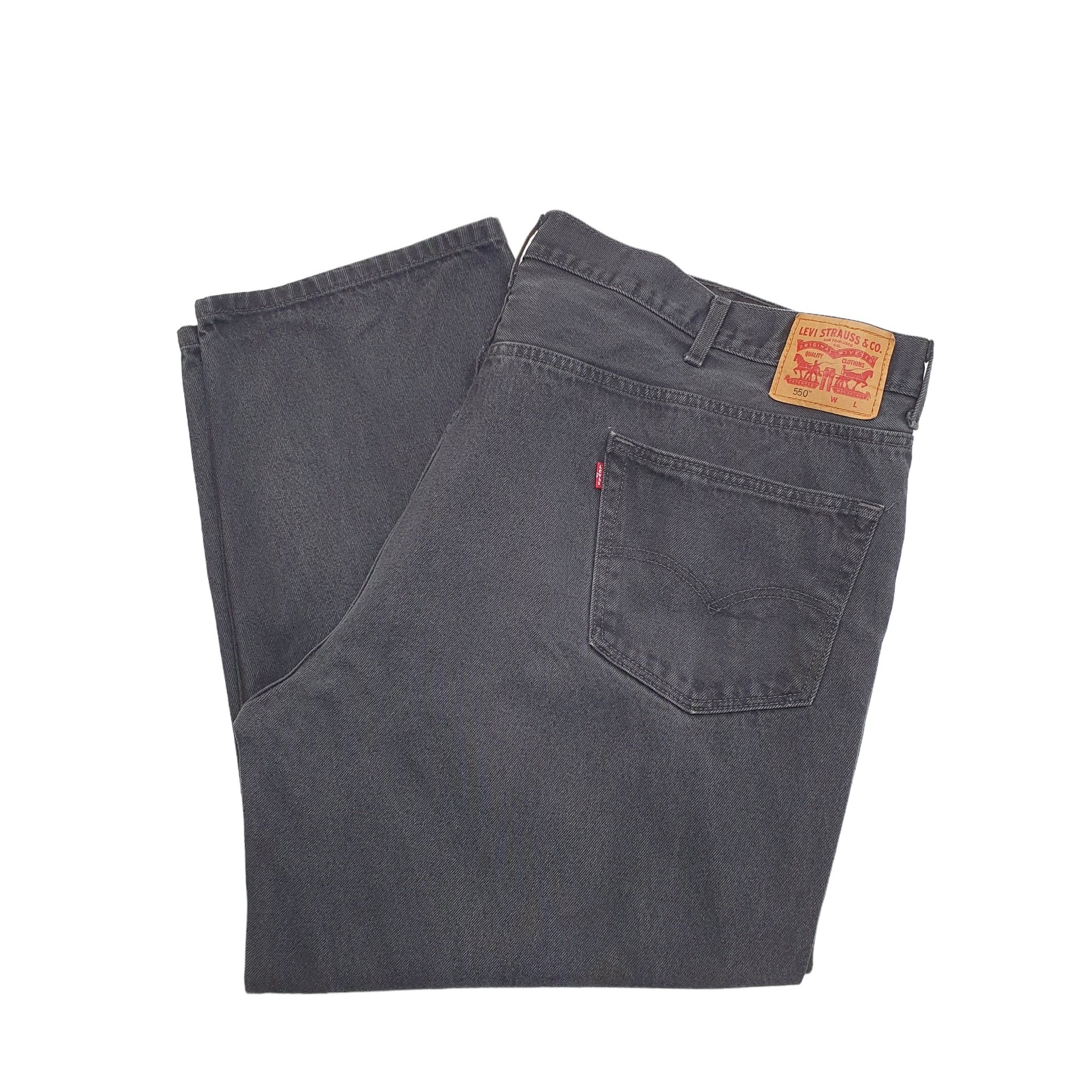 Levis 550 Relaxed Fit Jeans W52 L29 Black