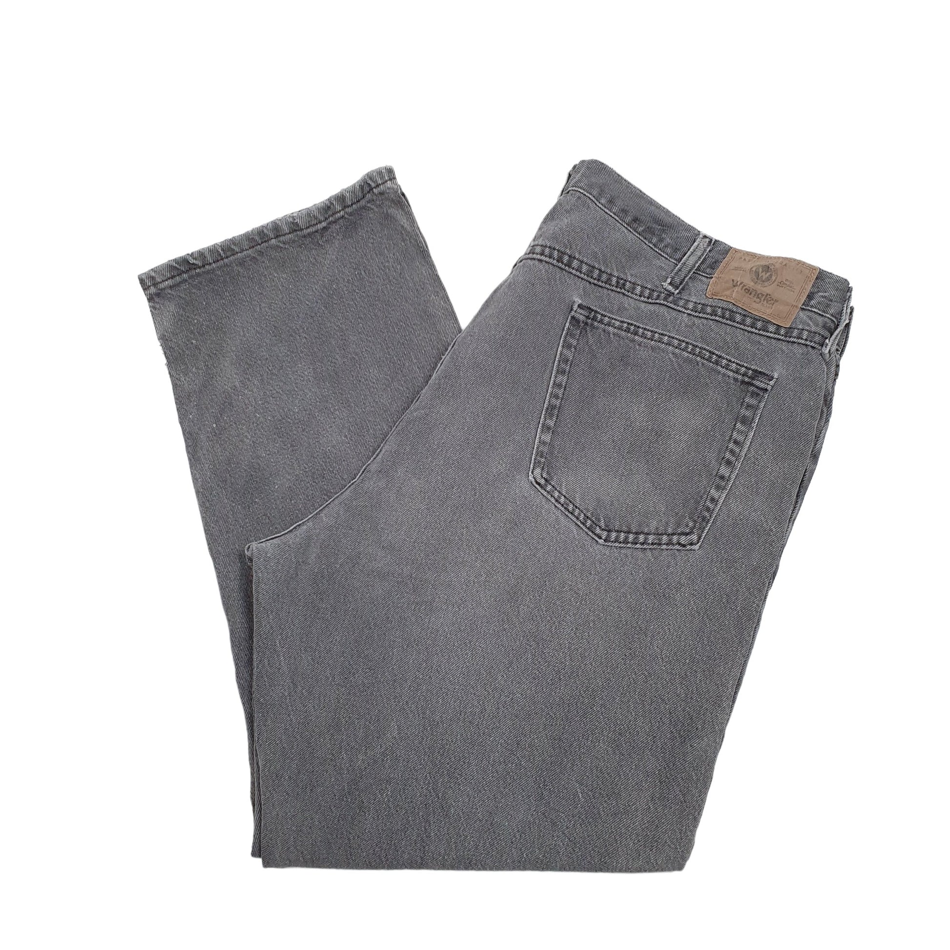 Wrangler Regular Straight Fit Jeans W41 L30 Black
