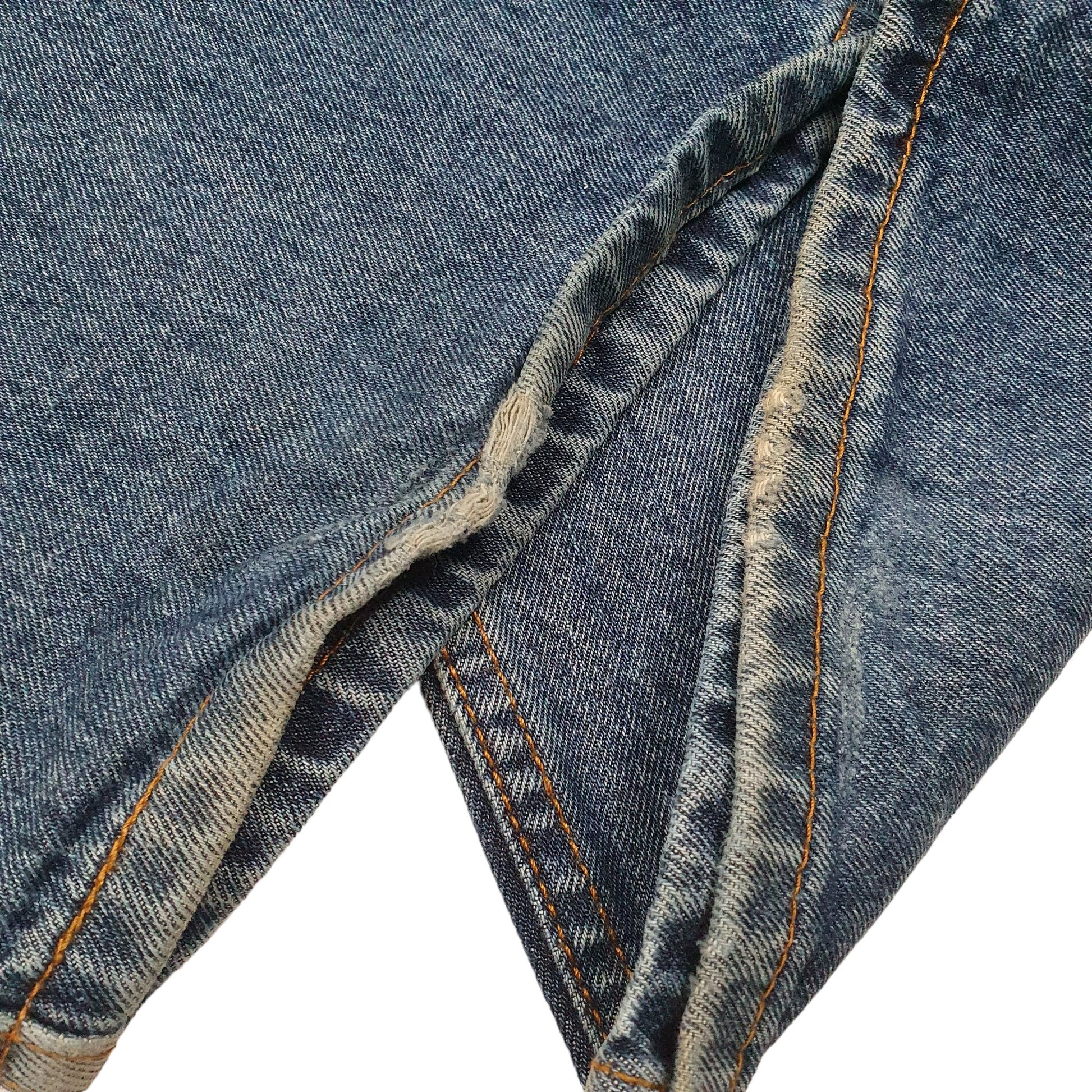 Levis 550 Relaxed Fit Jeans W52 L30 Blue