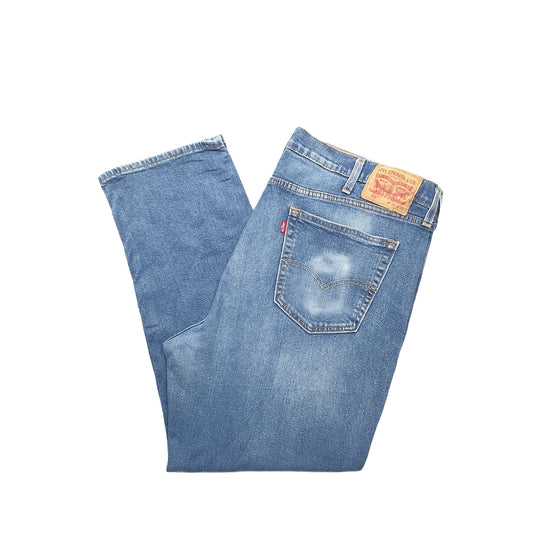 Levis 541 Tapered Fit Jeans W42 L30 Blue