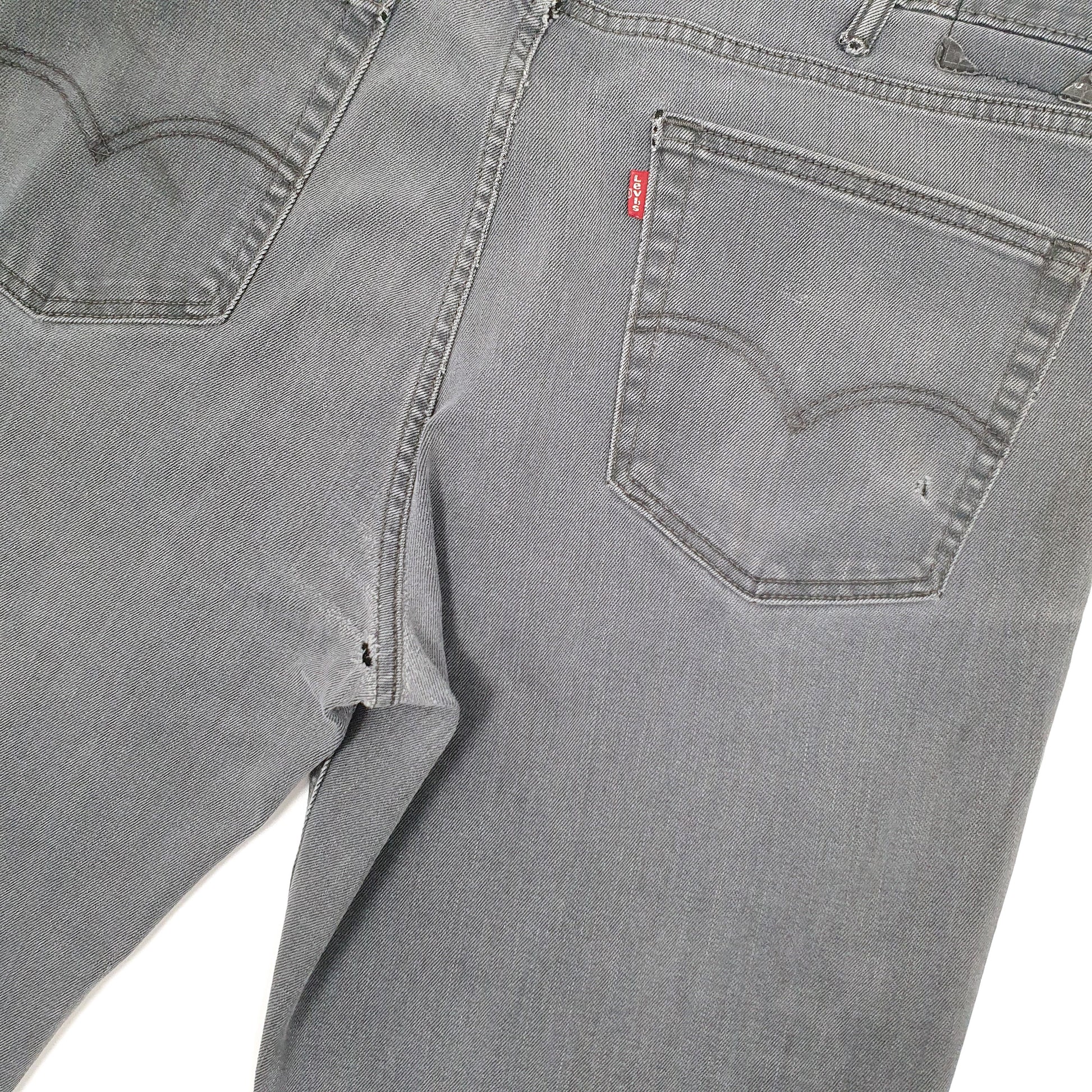 Levis 541 Tapered Fit Jeans W40 L30 Grey