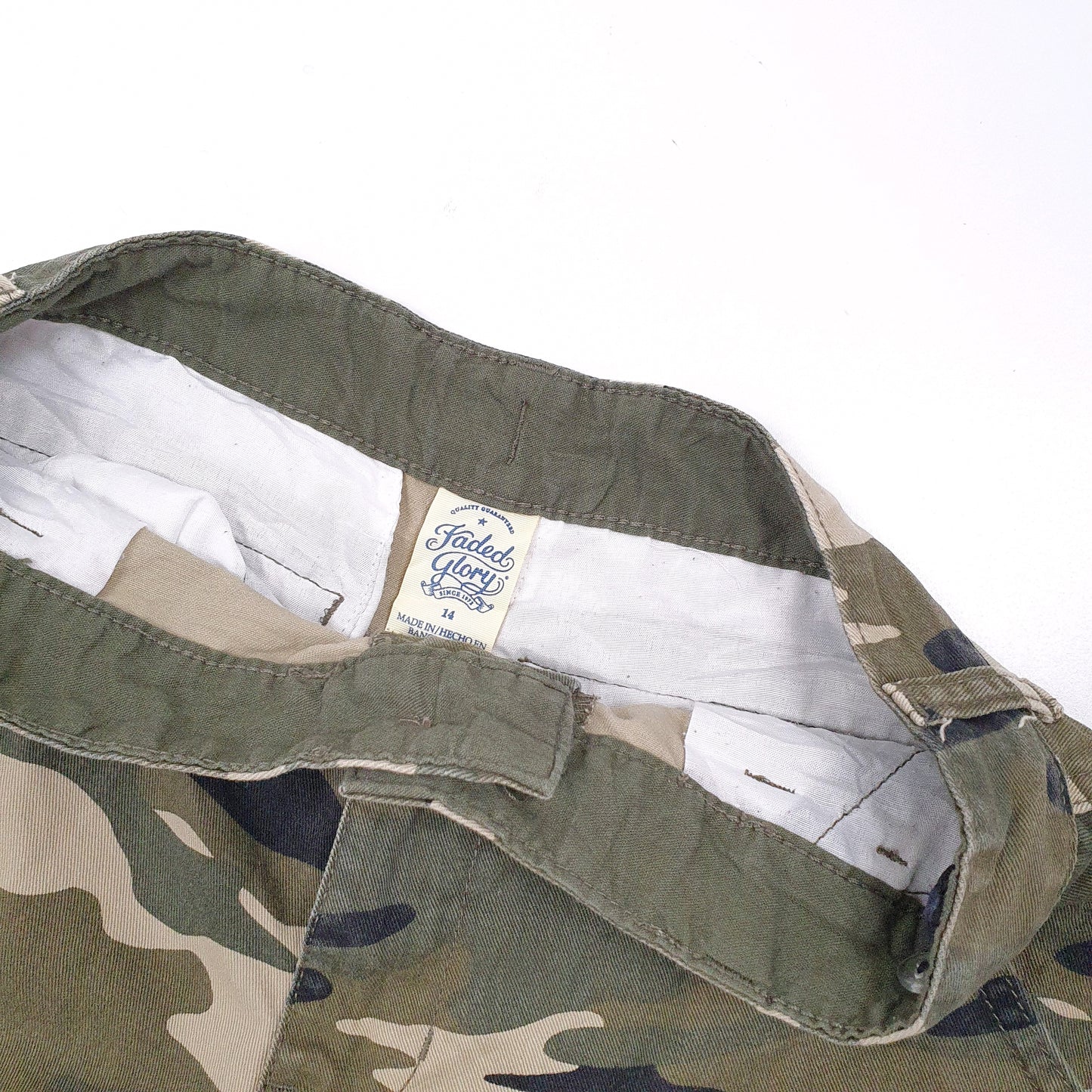 Faded Glory Camouflage Camo Green Cargo Workwear Shorts W27