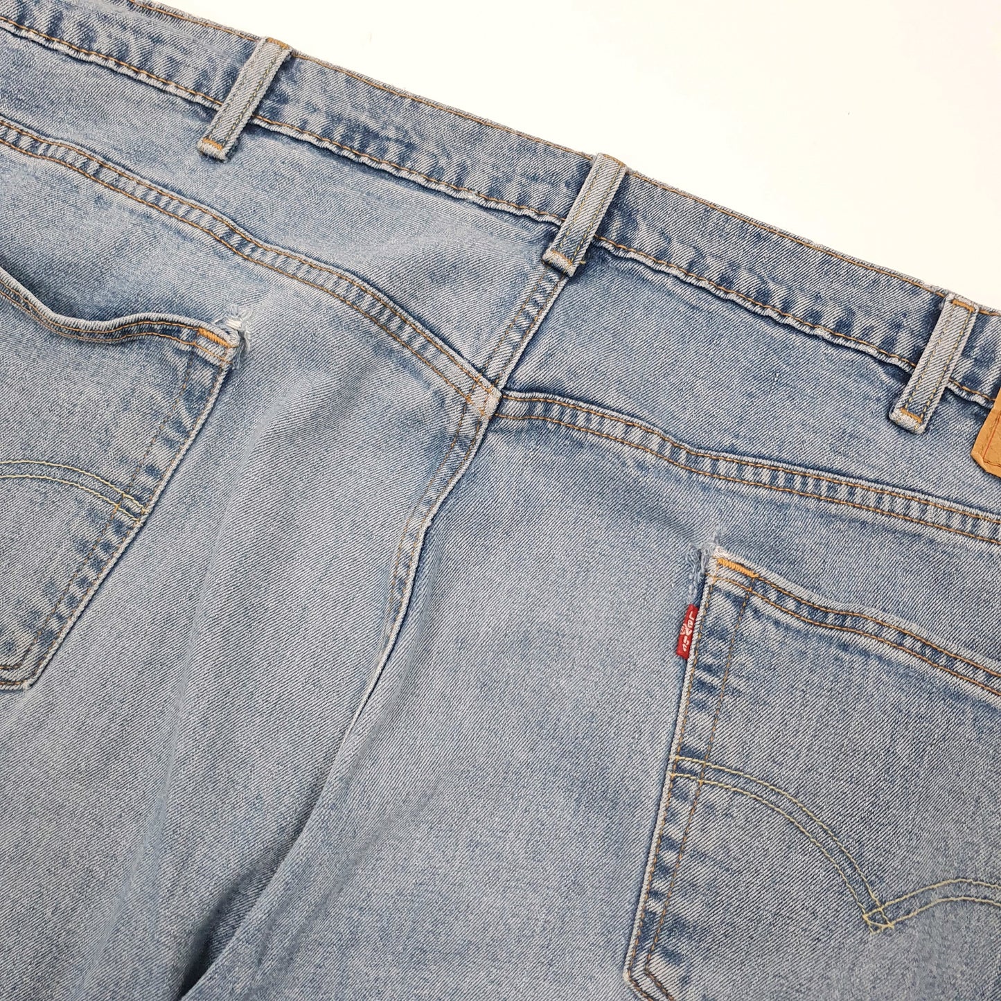 Levis 550 Relaxed  Fit Jeans W44 L34 Blue