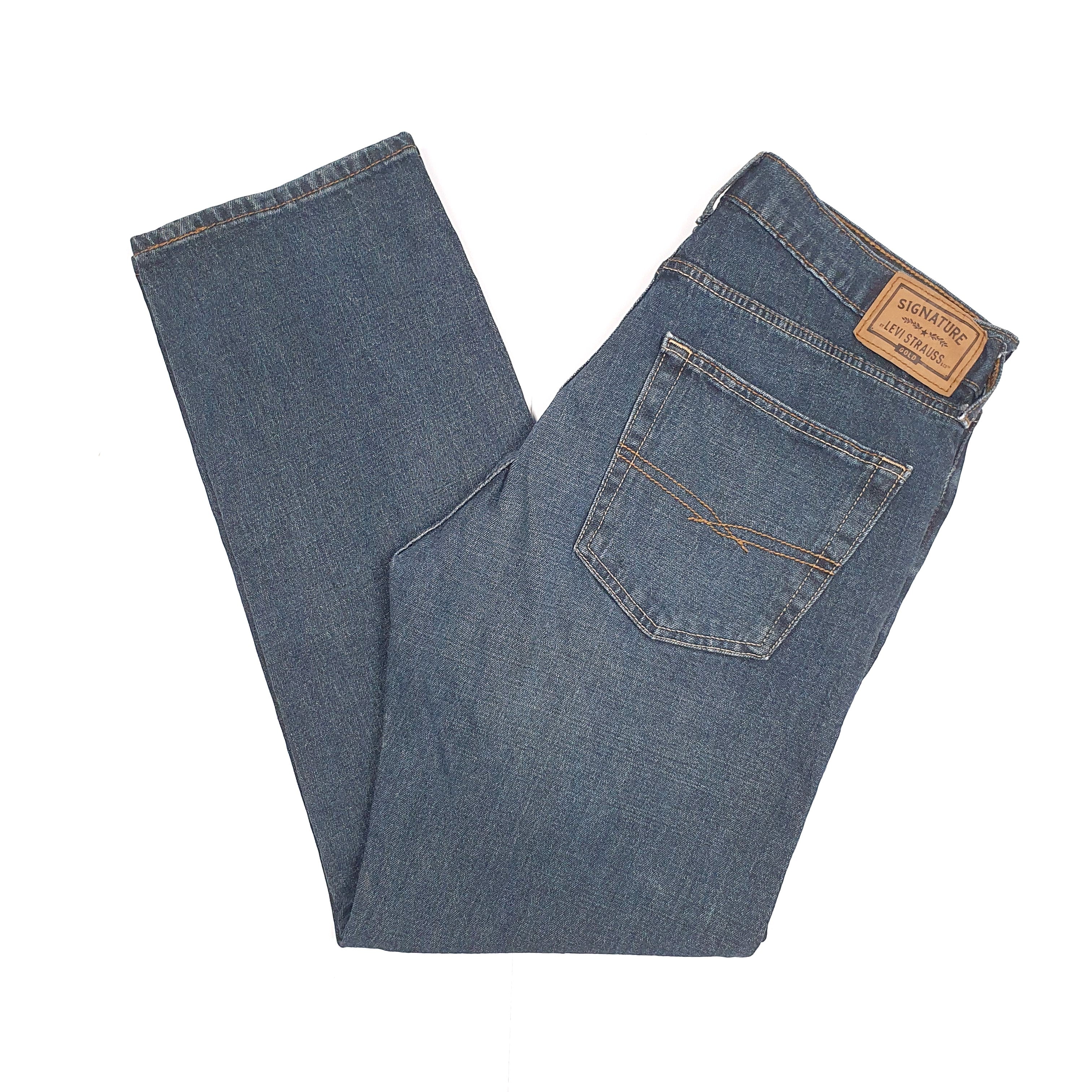 Levi hotsell signature jeans