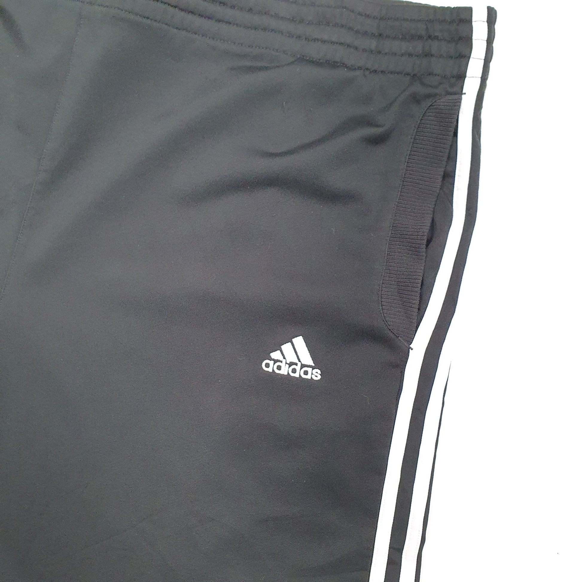 Adidas Black Sport Shorts W44 - Bundl Clothing-Adidas Black Sport Shorts W44 - Bundl Clothing-Adidas Black Sport Shorts W44 Black