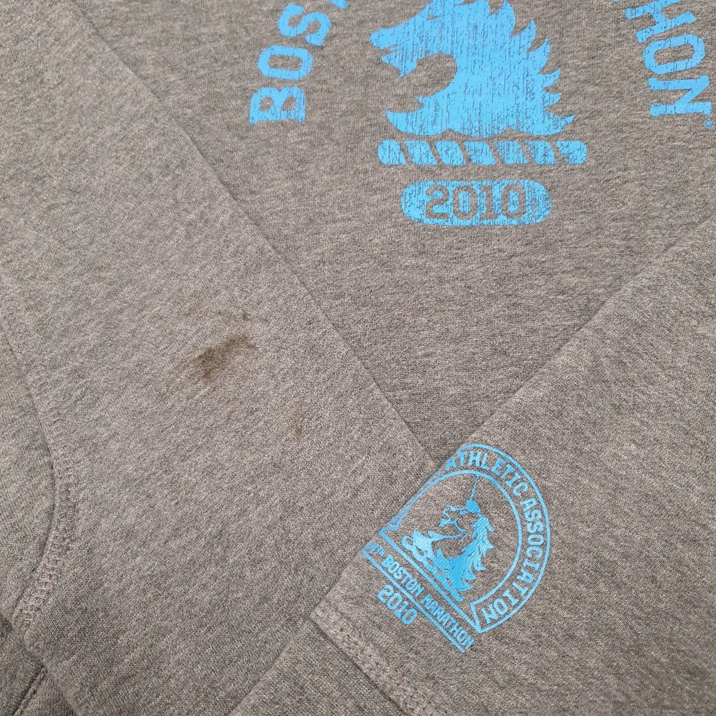 Adidas Boston Marathon 2010 Run Running Hoodie Cotton & Polyester Jumper 18 - Bundl Clothing-Adidas Boston Marathon 2010 Run Running Hoodie Cotton & Polyester Jumper 18 - Bundl Clothing-Womens Grey Adidas Boston Marathon 2010 Run Running Hoodie Jumper