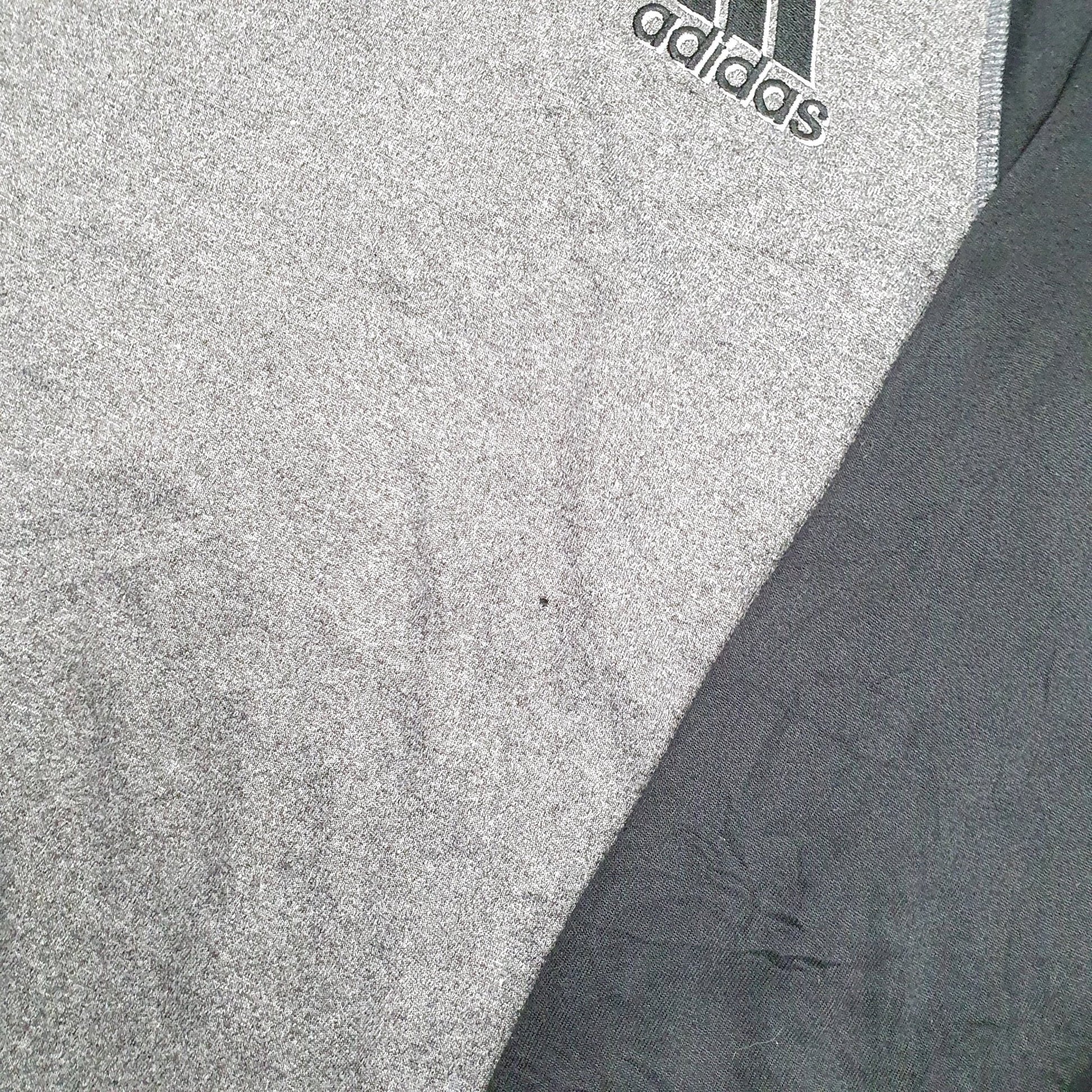 Adidas Climawarm Crewneck Cotton Sweatshirt L - Bundl Clothing-Mens Grey Adidas Climawarm Crewneck Jumper