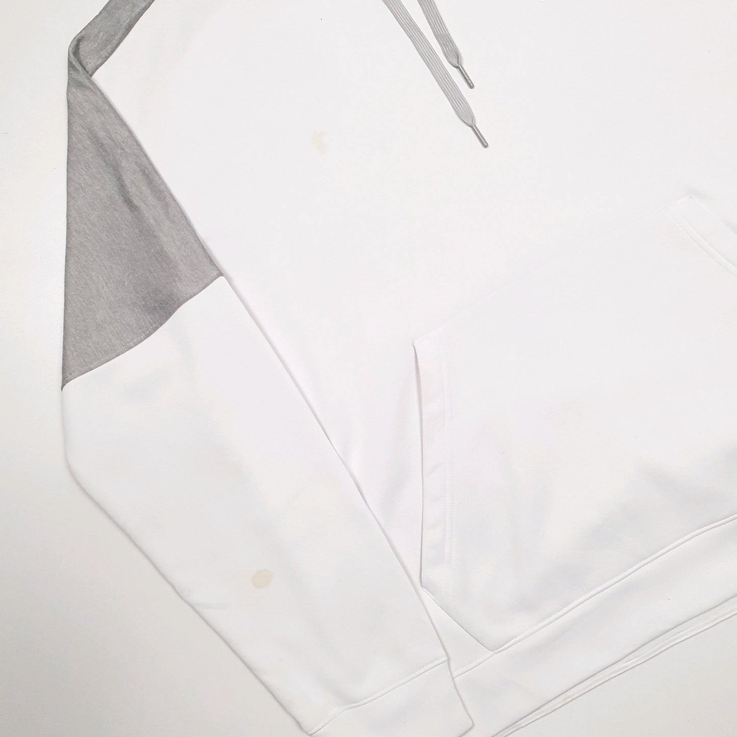 Adidas Climawarm Hoodie Cotton Jumper XL - Bundl Clothing-Mens White Adidas Climawarm Hoodie Jumper