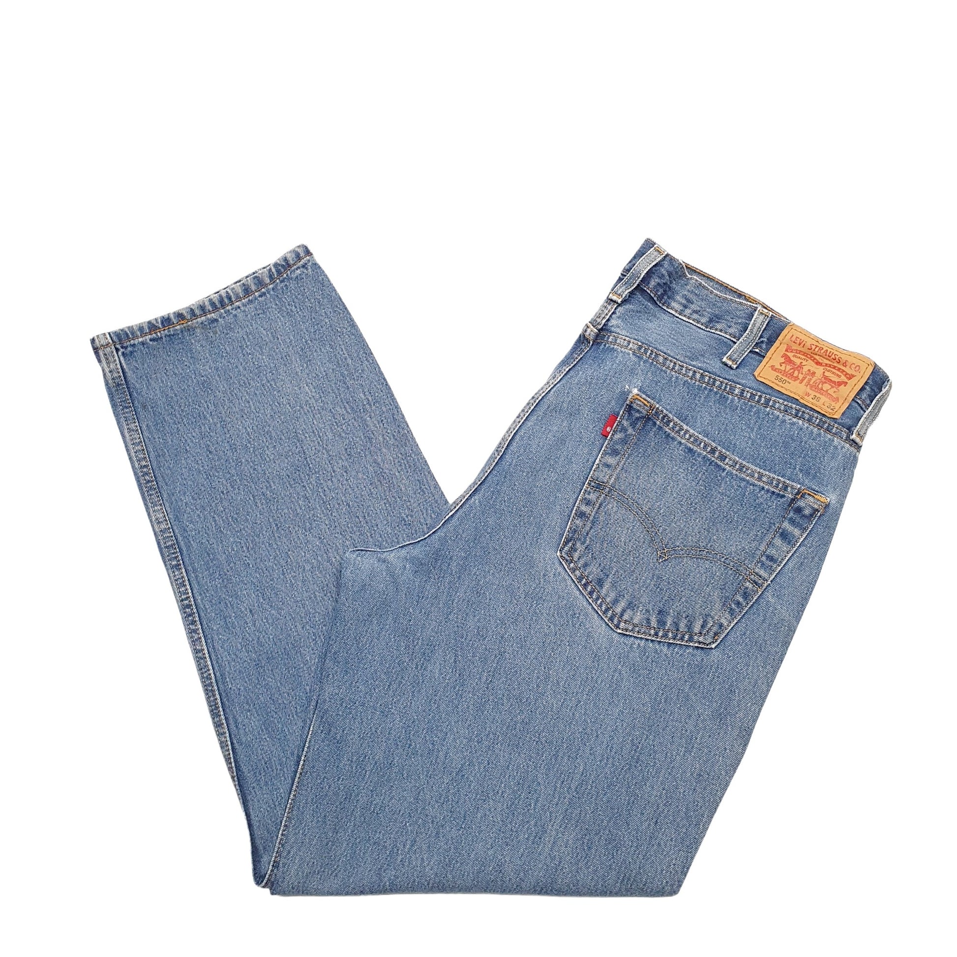 Mens Blue Levis  550 JeansW38 L32