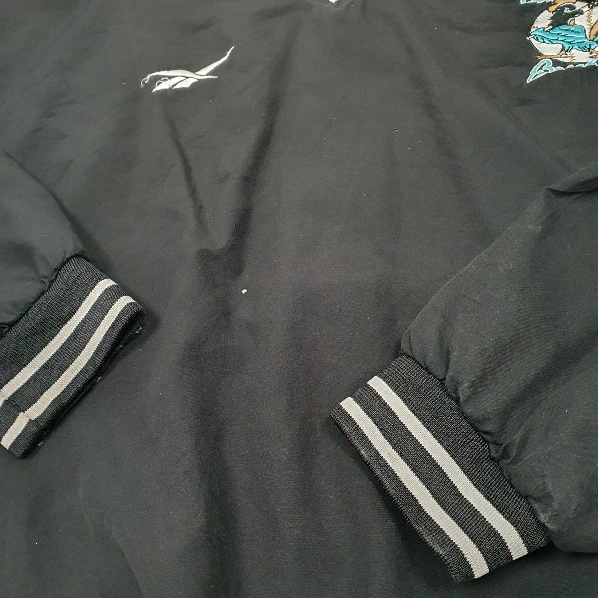 Mens Black Reebok Active Smock Coastal Baseball USA Vintage V Neck Jumper