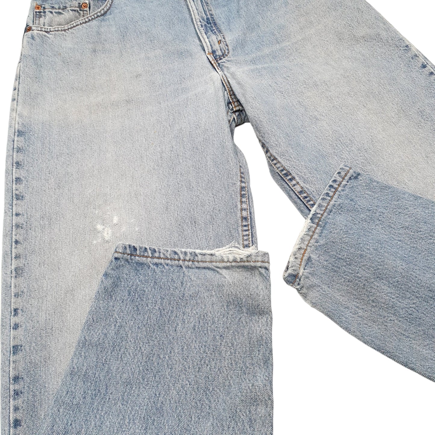 Mens Blue Levis Tapered 560 JeansW38 L32